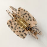 JUNO Riga Claw in Snow Leopard